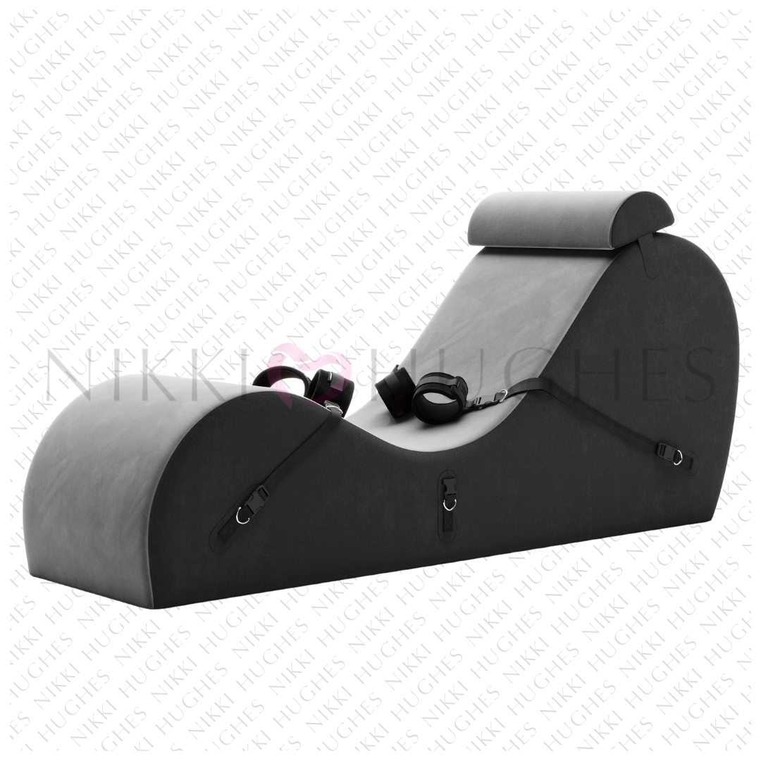 Cello Chaise