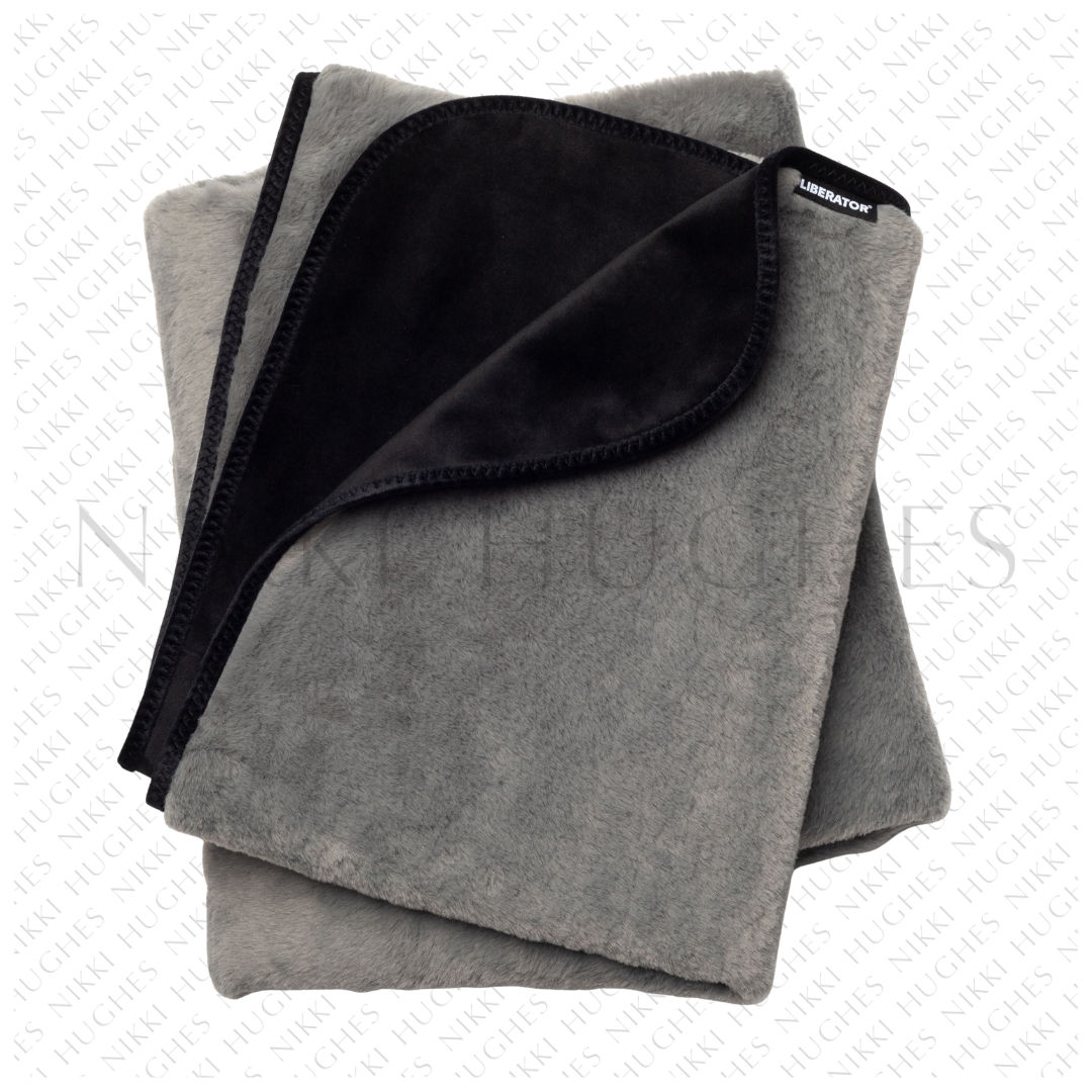 Fascinator Faux Fur Blanket