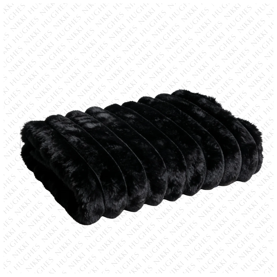 Fascinator Fur Luxe Queen